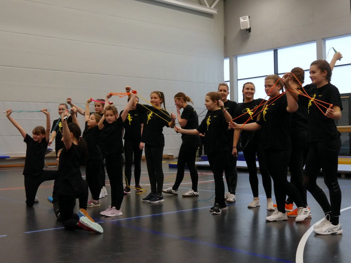 12Rope-Skipping5